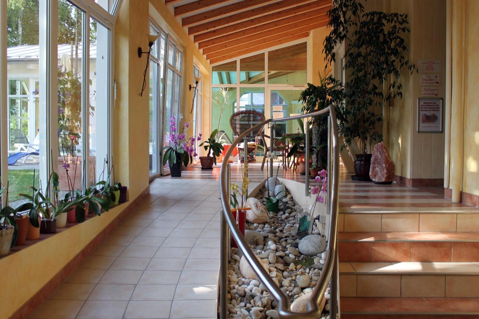 Hotel Quellenhof Bad Birnbach Exterior photo